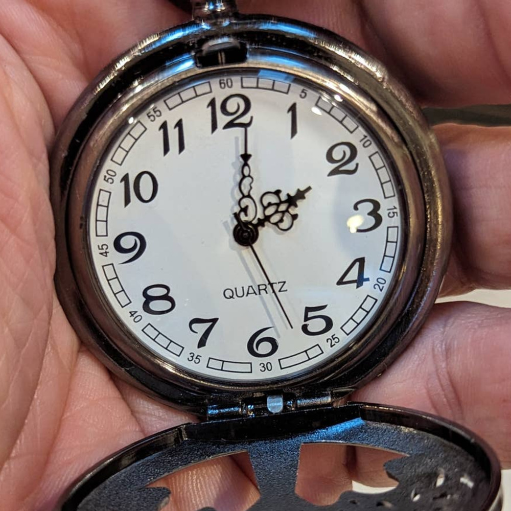 Batman Pocket Watch - Dark Knight - Vintage Silver Finish Necklace Chain Gift - Picture 2 of 5